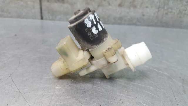 Pompka spryskiwacza szyby przedniej Dodge Caravan NS