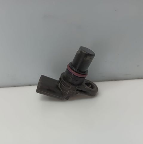 Czujnik położenia wałka rozrządu 04C907601 VAG