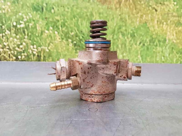 Pompa wtryskowa wysokiego ciśnienia 04E127026BD VAG