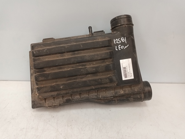 Obudowa filtra powietrza 04E129611G VAG