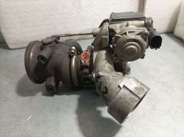 Turbina 04E145713B VAG