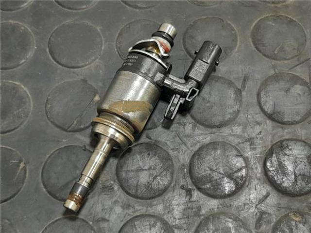 Wtryskiwacz paliwa 04E906036AD VAG