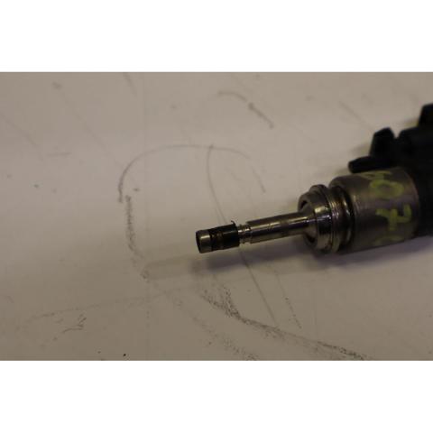 Wtryskiwacz paliwa 04E906036AD VAG