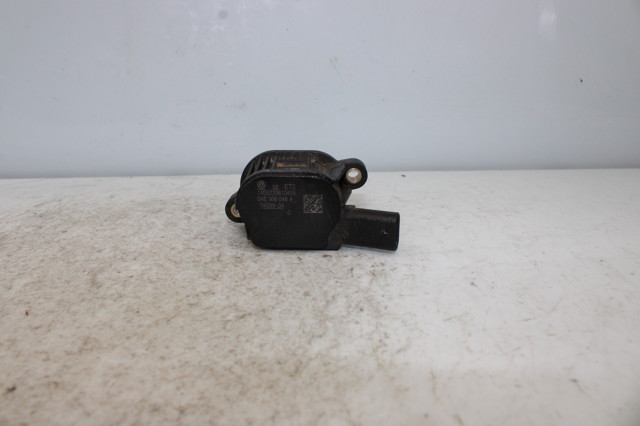 Zawór elektromagnetyczny faz rozrządu 04E906048A VAG