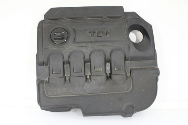 Pokrywa silnika dekoracyjna 04L103925Q VAG