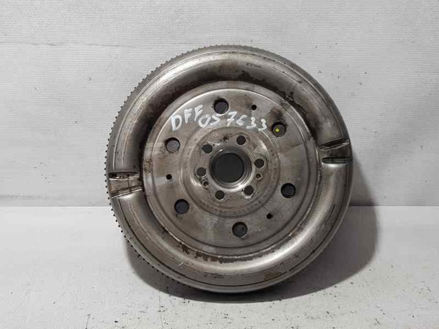 Koło zamachowe silnika 04L105266AF VAG