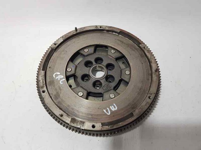 Koło zamachowe silnika 04L105266C VAG