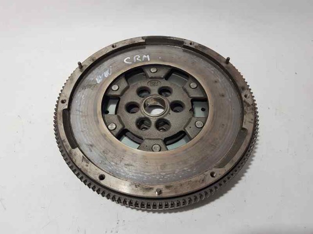 Koło zamachowe silnika 04L105266C VAG