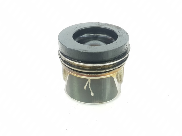 Tłok, komplet do jednego cylindru, STD 04L107065A VAG