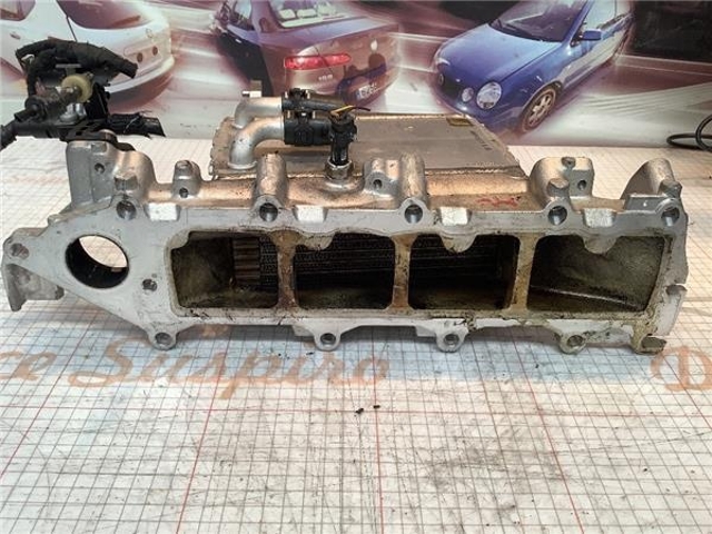 Kolektor ssący 04L129766AL VAG