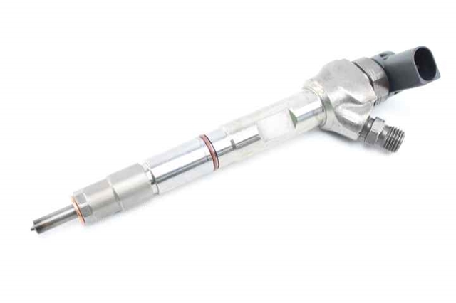 Wtryskiwacz paliwa 04L130277AC VAG