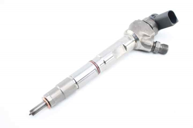 Wtryskiwacz paliwa 04L130277AC VAG