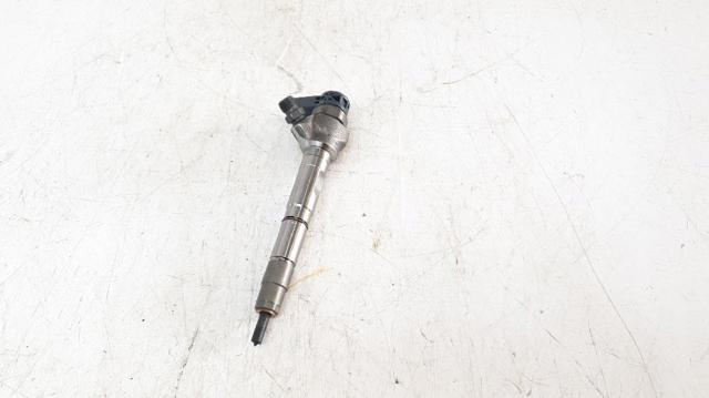 Wtryskiwacz paliwa 04L130277AC VAG