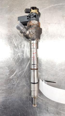 Wtryskiwacz paliwa 04L130277AC VAG