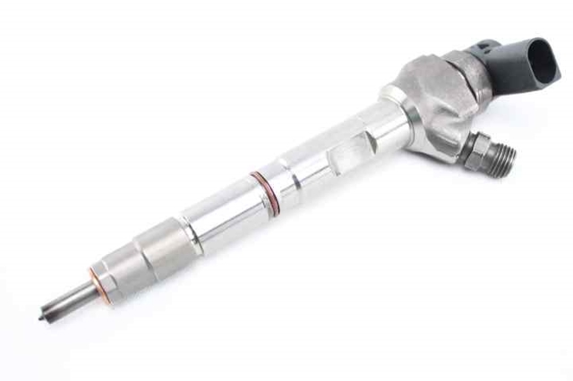 Wtryskiwacz paliwa 04L130277AC VAG