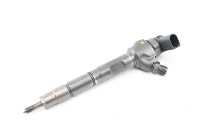 Wtryskiwacz paliwa 04L130277AK VAG