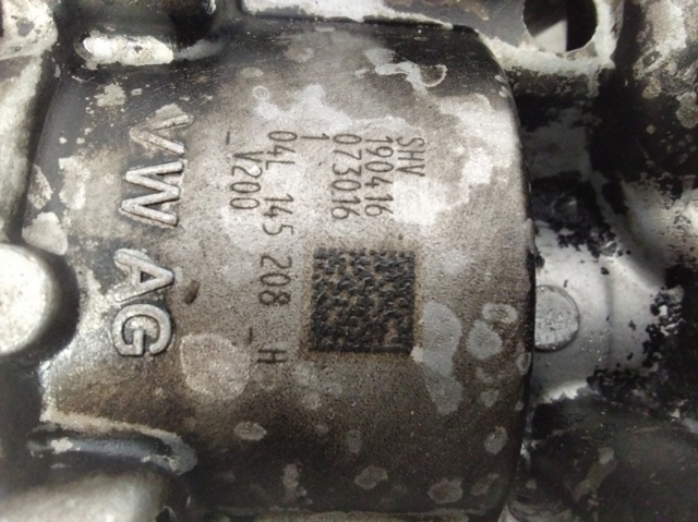 Pompa oleju 04L145208H VAG