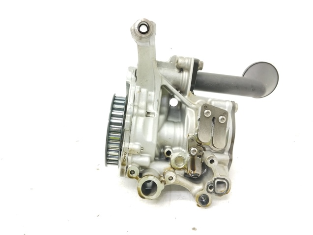 Pompa oleju Volkswagen Golf BA5, BV5