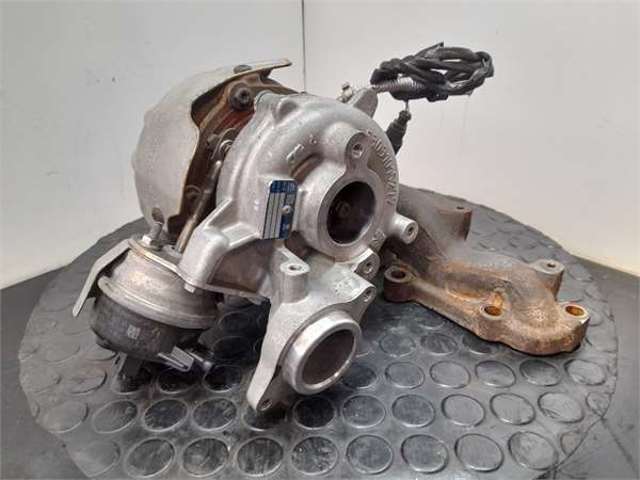 Turbina 04L253056E VAG
