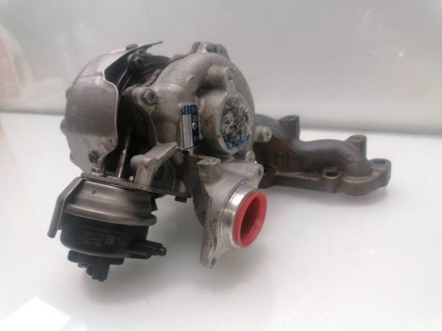Turbina 04L253056L VAG