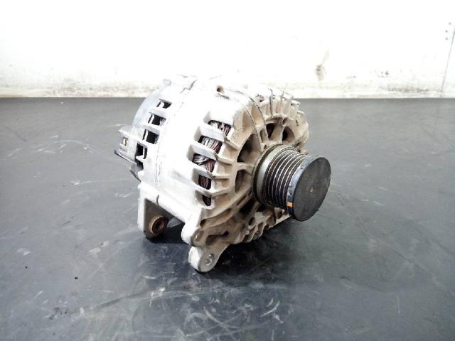 Alternator 04L903021A VAG
