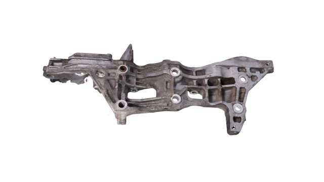 Wspornik alternatora 04L903143B VAG
