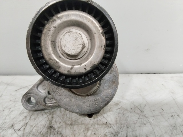 Napinacz paska napędowego 04L903315A VAG