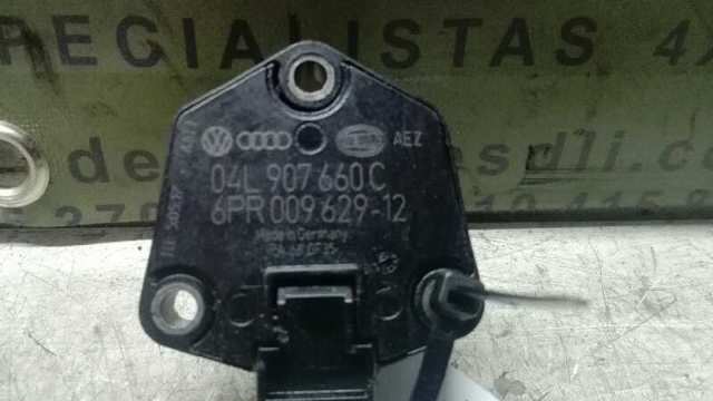 Czujnik poziomu oleju silnikowego  04L907660C VAG