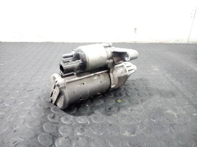 Rozrusznik 04L911021B VAG