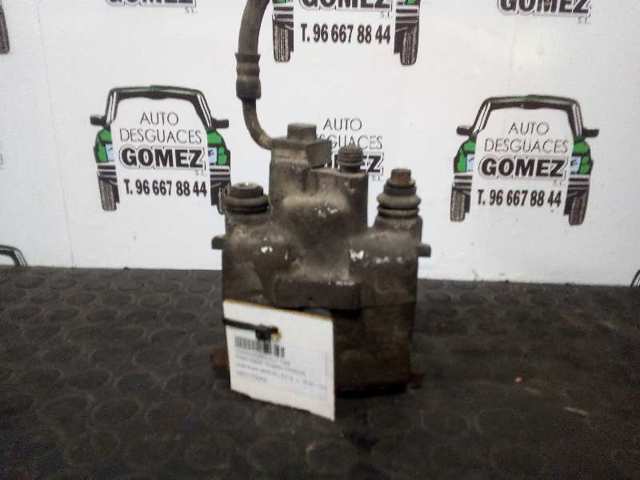 Zacisk hamulcowy tylny prawy Chrysler Neon