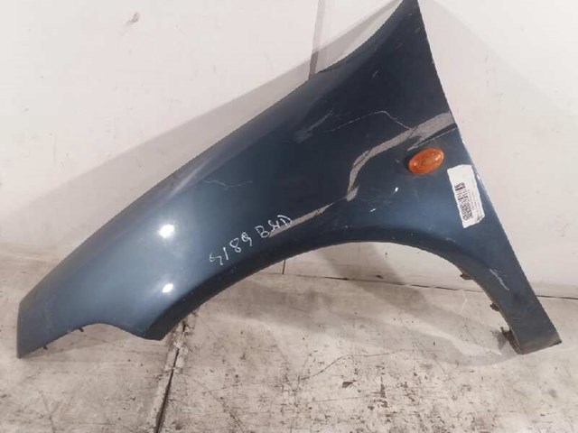 Błotnik przedni lewy do Dodge Neon 