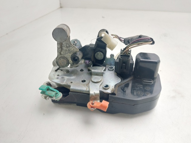 Zamek drzwi przednich lewych 05109867AB CHRYSLER