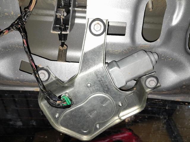 Silniczek wycieraczki tylnej szyby 05116146AE CHRYSLER