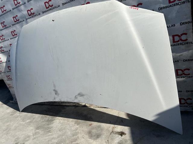 Maska silnika Chrysler Voyager