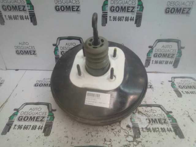 Wzmacniacz próżniowy hamulców 05175098AB CHRYSLER