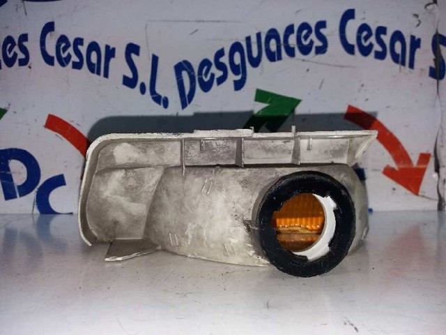 Kierunkowskaz prawy Dodge Neon