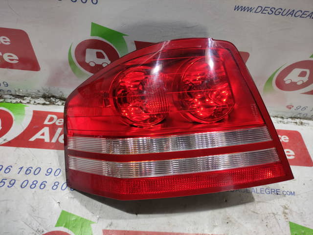 Lampa zespolona tylna lewa do Dodge Avenger 