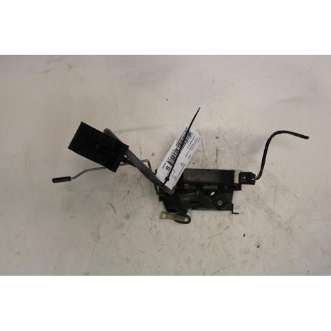 Zamek drzwi przednich prawych 0556769 BMW