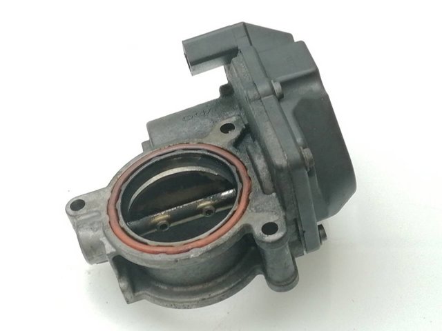 Przepustnica, komplet 057128063B VAG