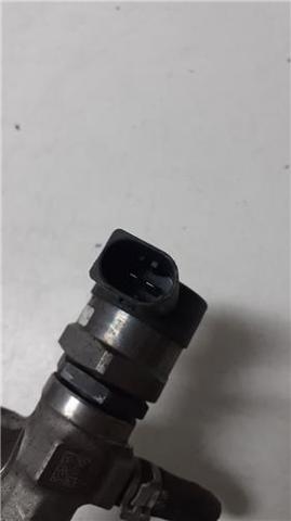 Regulator ciśnienia paliwa w listwie paliwowej Seat Ibiza 4 6J5, 6P1