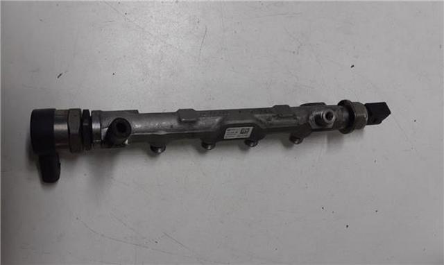 Regulator ciśnienia paliwa w listwie paliwowej Seat Ibiza 4 6J5, 6P1