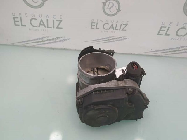 Przepustnica, komplet 058133063M VAG