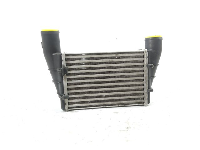 Chłodnica intercoolera 058145805 VAG