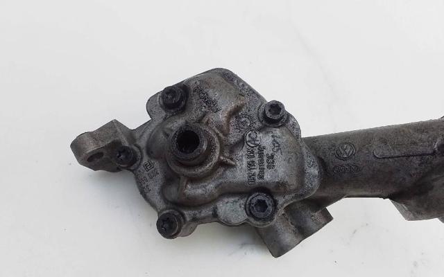 Pompa oleju 059115105 VAG