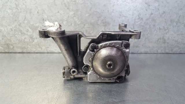 Pompa oleju 059115105G VAG