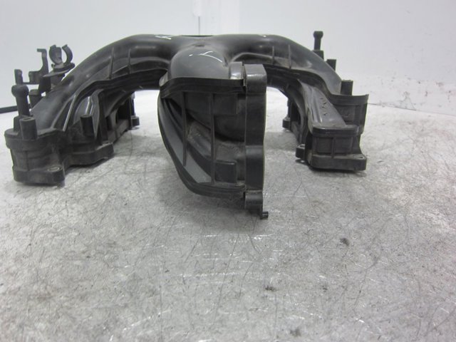 Kolektor ssący Audi Q7 4LB