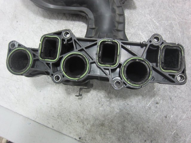 Kolektor ssący Audi Q7 4LB