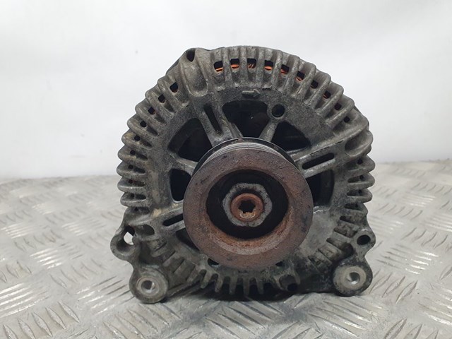 Alternator 059903015R VAG
