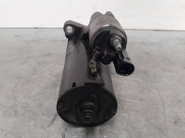 Rozrusznik 059911023S VAG