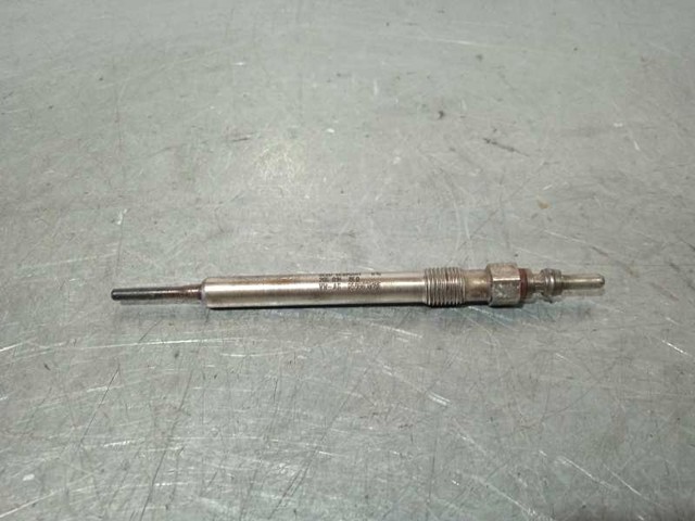 Świeca żarowa 059963319E VAG